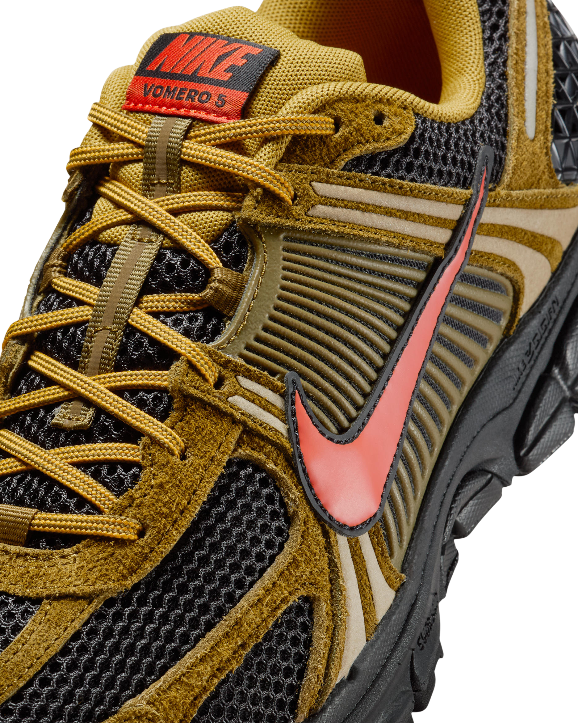 NIKE VOMERO 5 PREMIUM