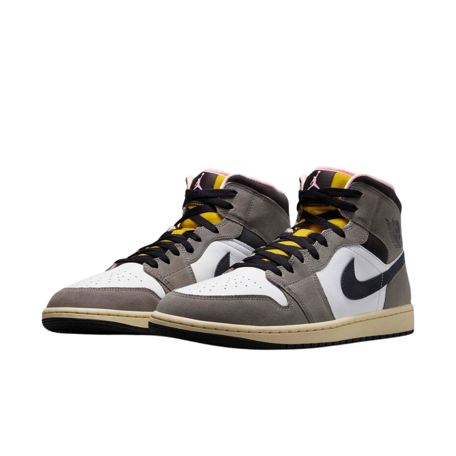 NIKE AIR JORDAN 1 MID