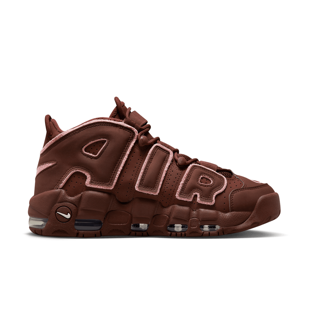 NIKE UPTEMPO
