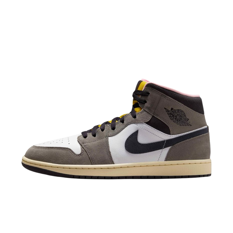 NIKE AIR JORDAN 1 MID