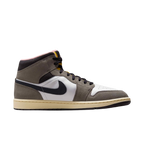 NIKE AIR JORDAN 1 MID