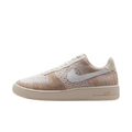 NIKE AIR FORCE 1 FLYKNIT