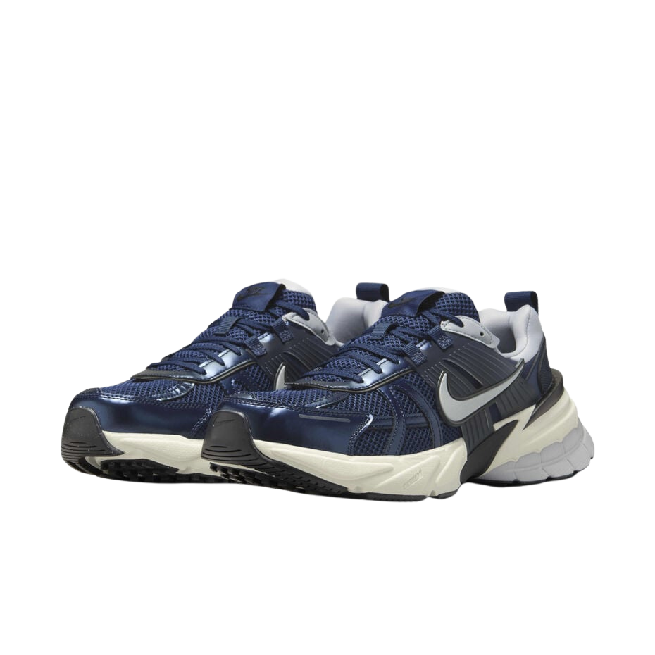 NIKE V2K RUN