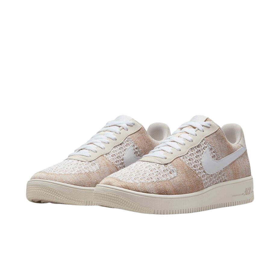 NIKE AIR FORCE 1 FLYKNIT