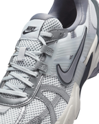 NIKE V2K RUN
