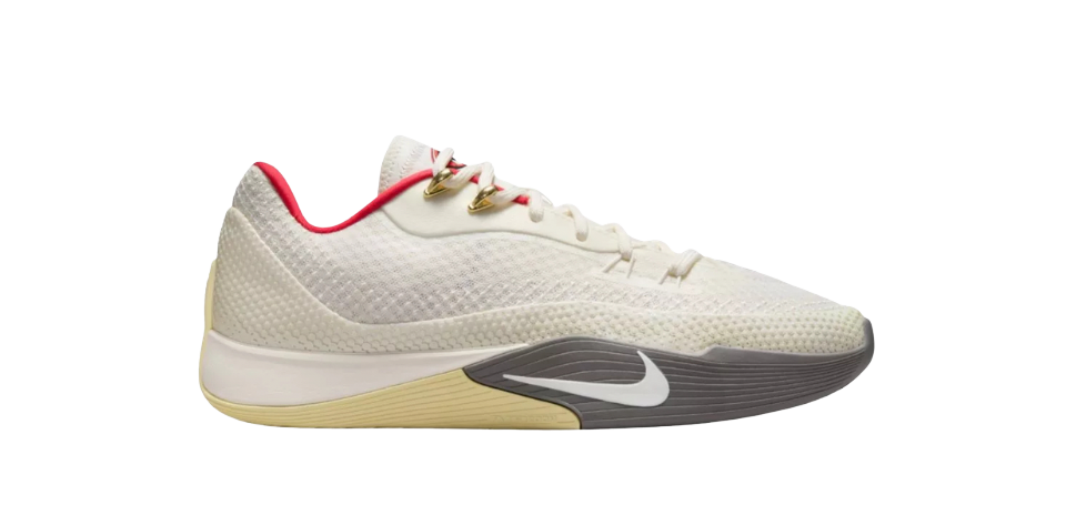 Nike S.T FLARE