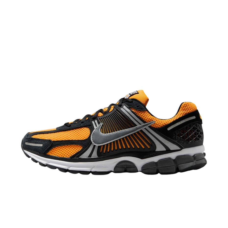 NIKE VOMERO 5