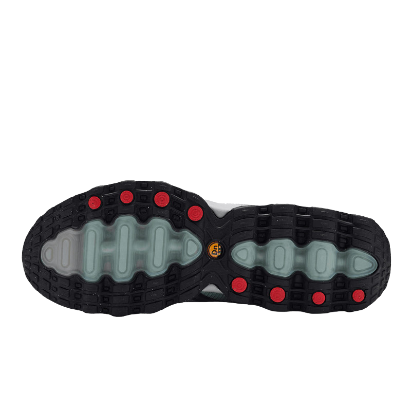 NIKE AIR MAX DN8